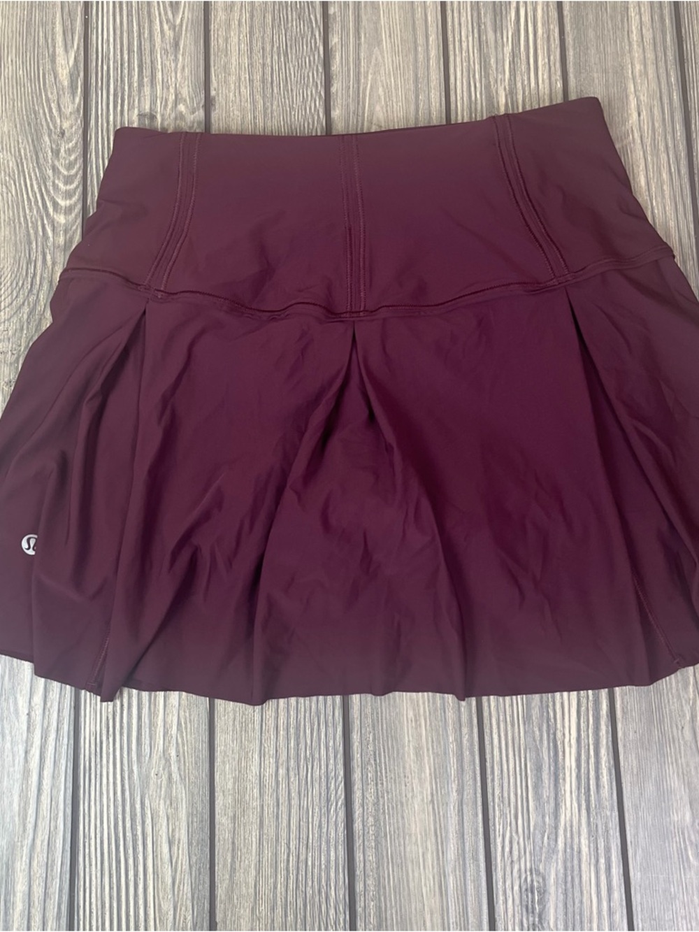 lululemon Lost In Pace Skirt W8770T Size 4 Maroon